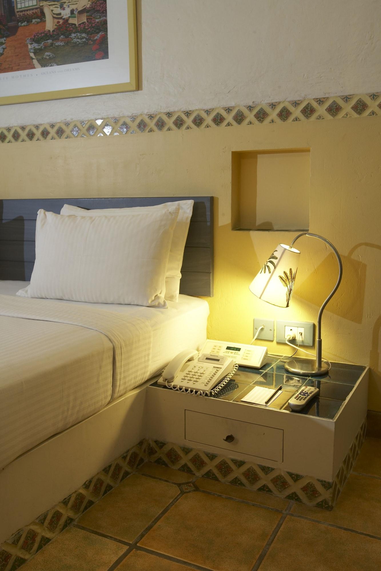 מומביי The Gordon House Hotel, Colaba מראה חיצוני תמונה