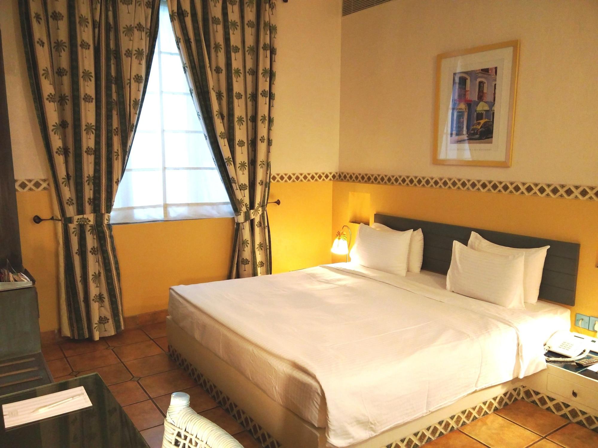 מומביי The Gordon House Hotel, Colaba מראה חיצוני תמונה