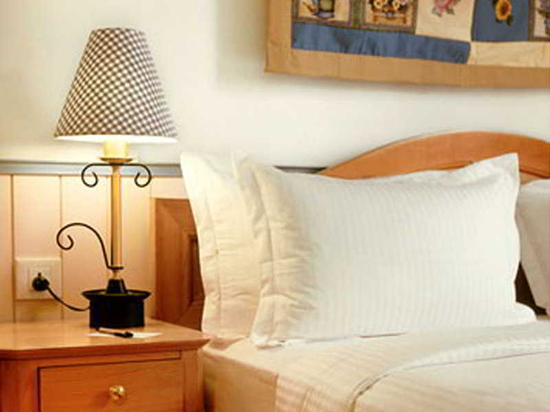 מומביי The Gordon House Hotel, Colaba מראה חיצוני תמונה
