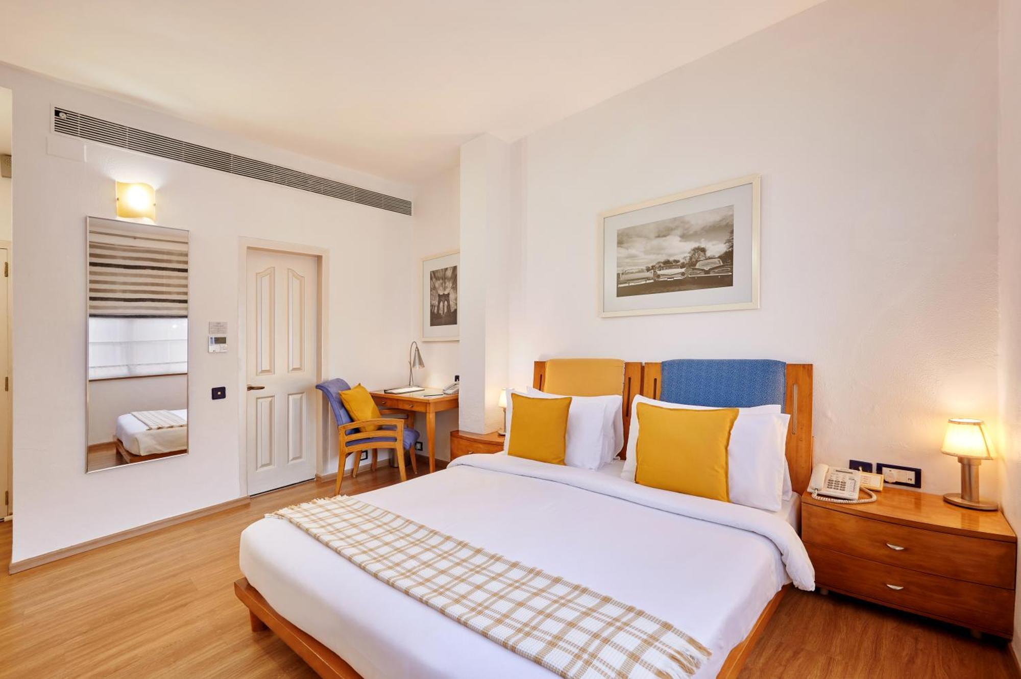 מומביי The Gordon House Hotel, Colaba מראה חיצוני תמונה