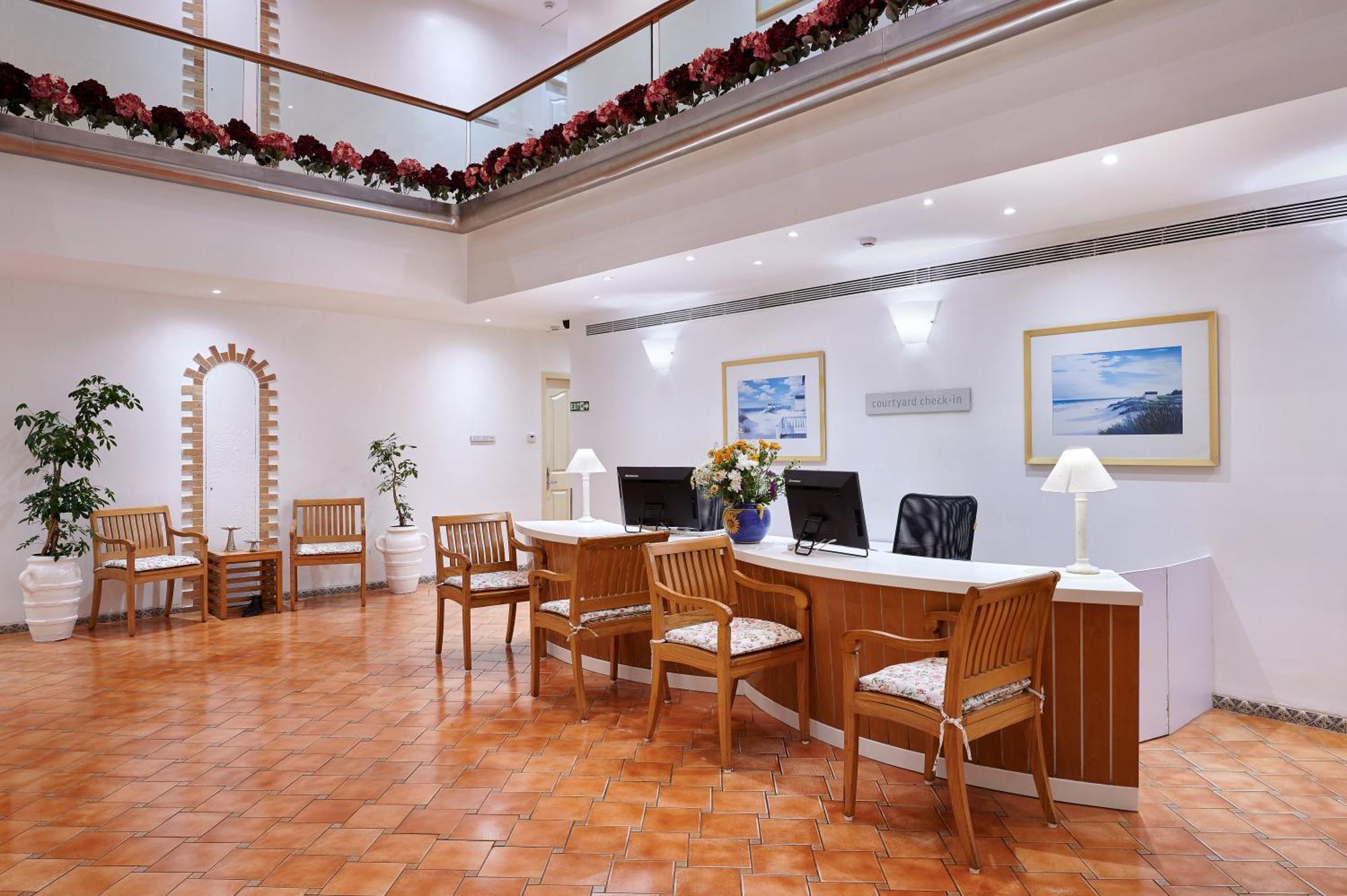 מומביי The Gordon House Hotel, Colaba מראה חיצוני תמונה
